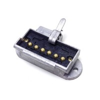 TOMADA ELETRICA 6 POLOS FEMEA RETANG(CARRETA)ALUMINIO